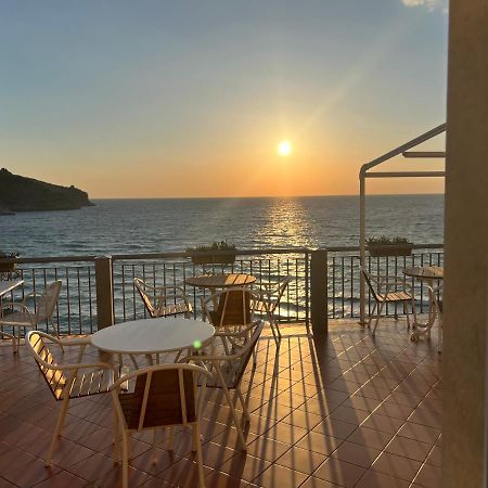 B&B Residence Eco Del Mare パリヌロ エクステリア 写真
