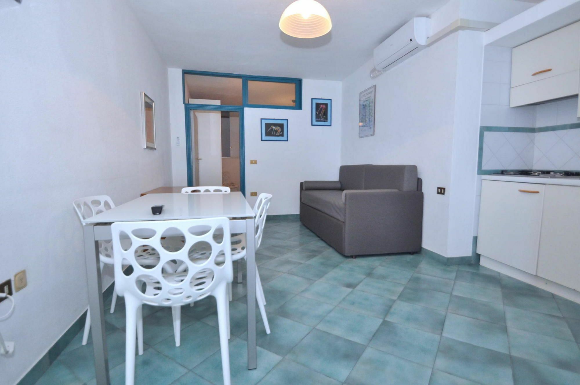 B&B Residence Eco Del Mare パリヌロ エクステリア 写真